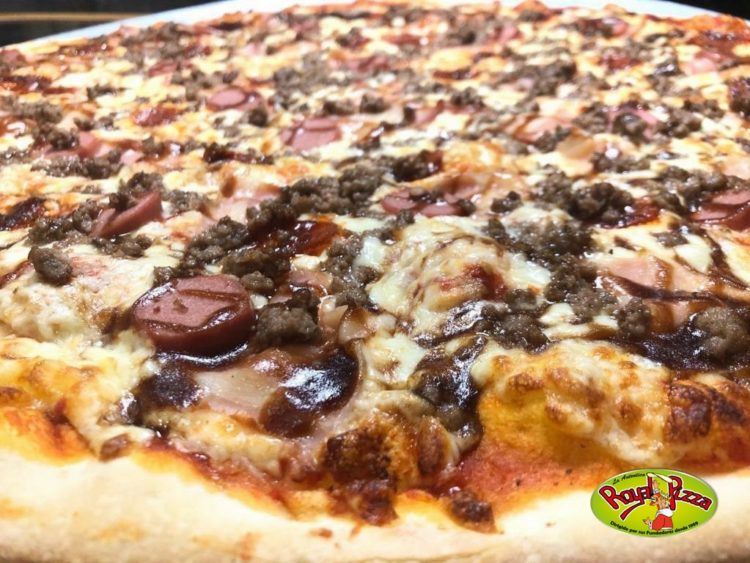 pizza barbacoa de royal pizza mostoles » Royal Pizza Móstoles 91 617 18 22